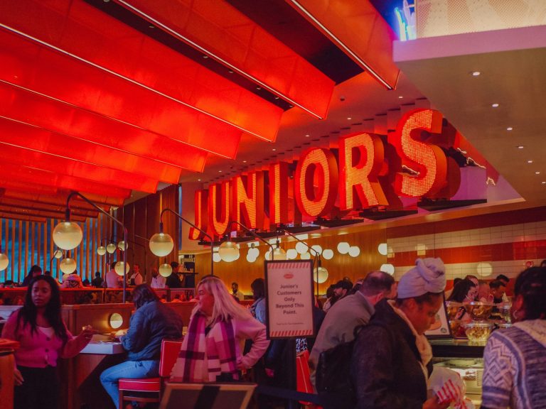 Tu restaurante llena pero no gana dinero: esto es lo que está fallando