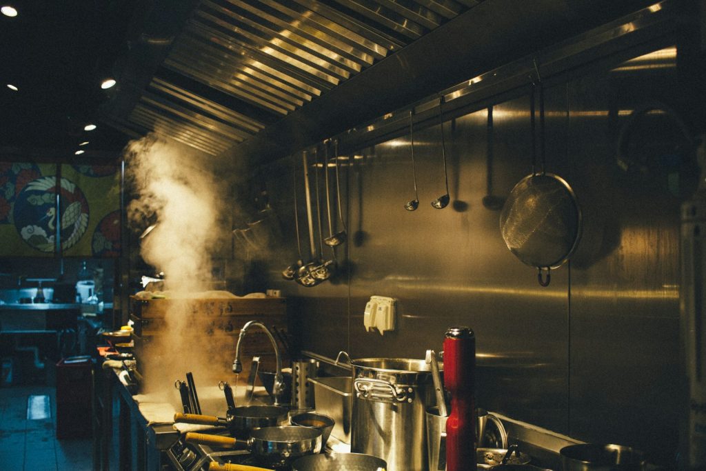 Lo que encontré al volver a la cocina que dejé de mirar